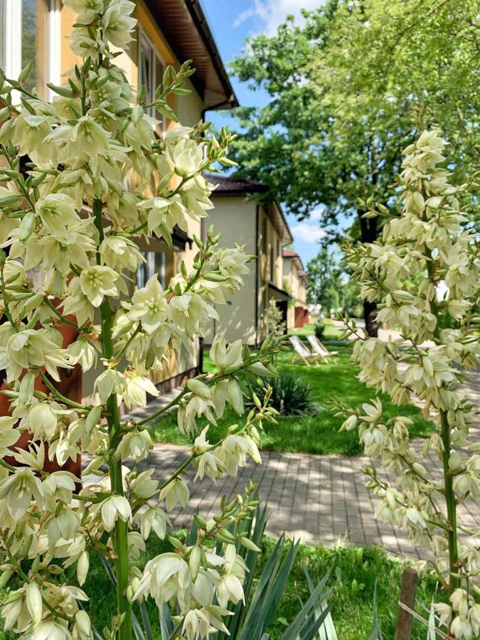 Hotel L26 Lopuszanska Varsavia Esterno foto
